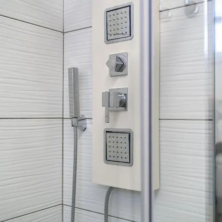 Loft Panorama Di Naxos Джардіні-Наксос