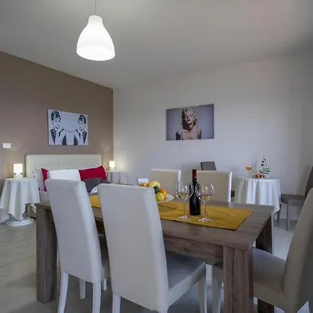 Loft Panorama Di Naxos Апартаменти Джардіні-Наксос