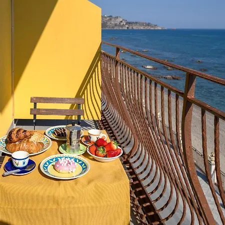 Loft Panorama Di Naxos Giardini-Naxos