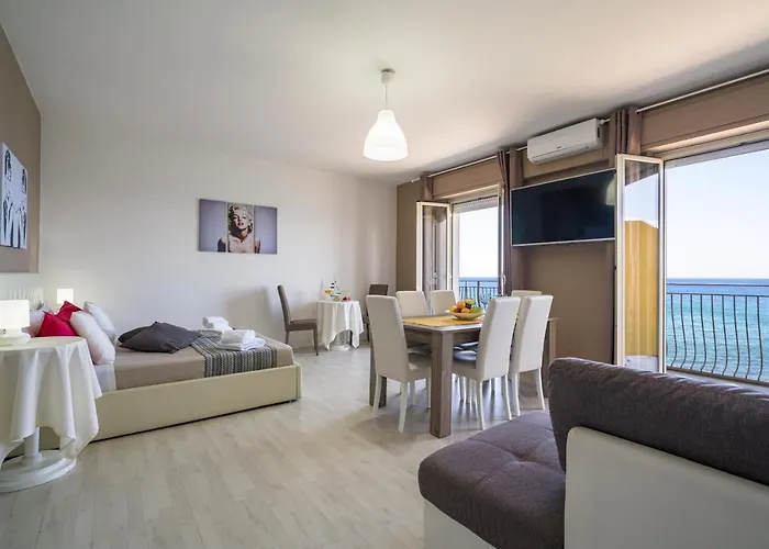 Loft Panorama Di Naxos Apartamento